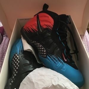 spiderman foamposites for sale 10/10
condition in box $200